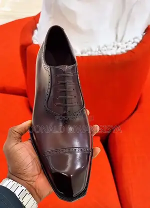 Executive Oxford - Cap Toe Edition