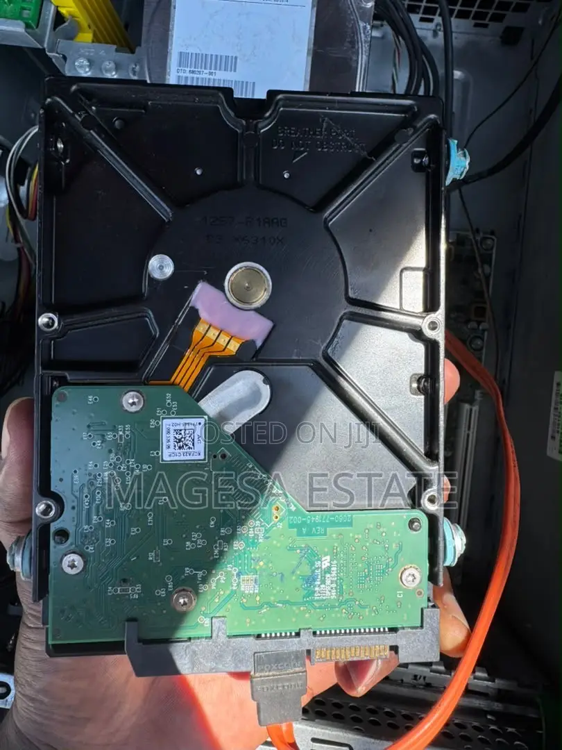 Hard Drive (Hard Disk) Inauzwa