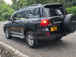 Toyota Land Cruiser 4.5 V8 DSL 2014 Black