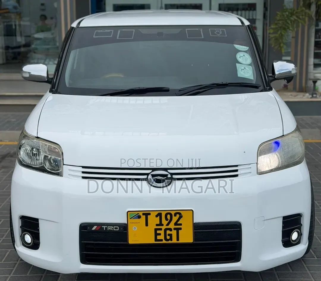Toyota Corolla Rumion 2008 White