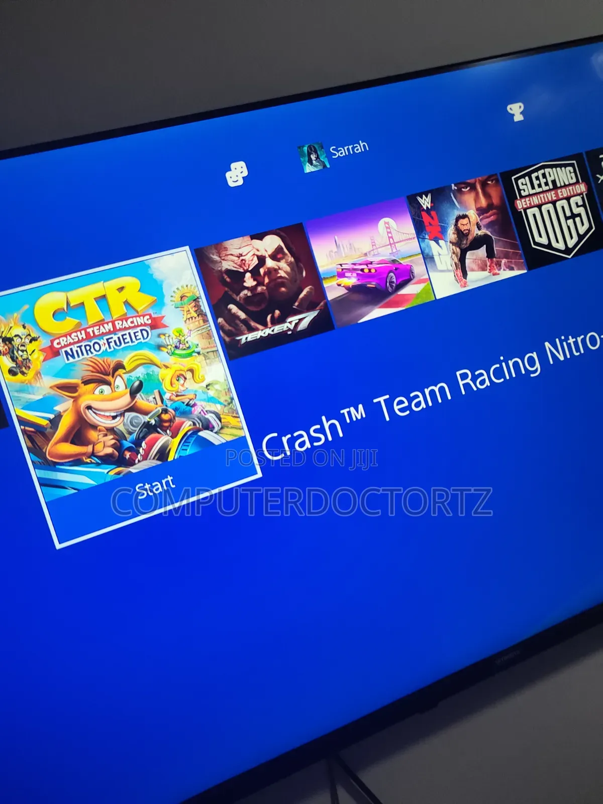 PS4 Slim - Chipped
861GB Storage
Ina Games 9 Ndani
