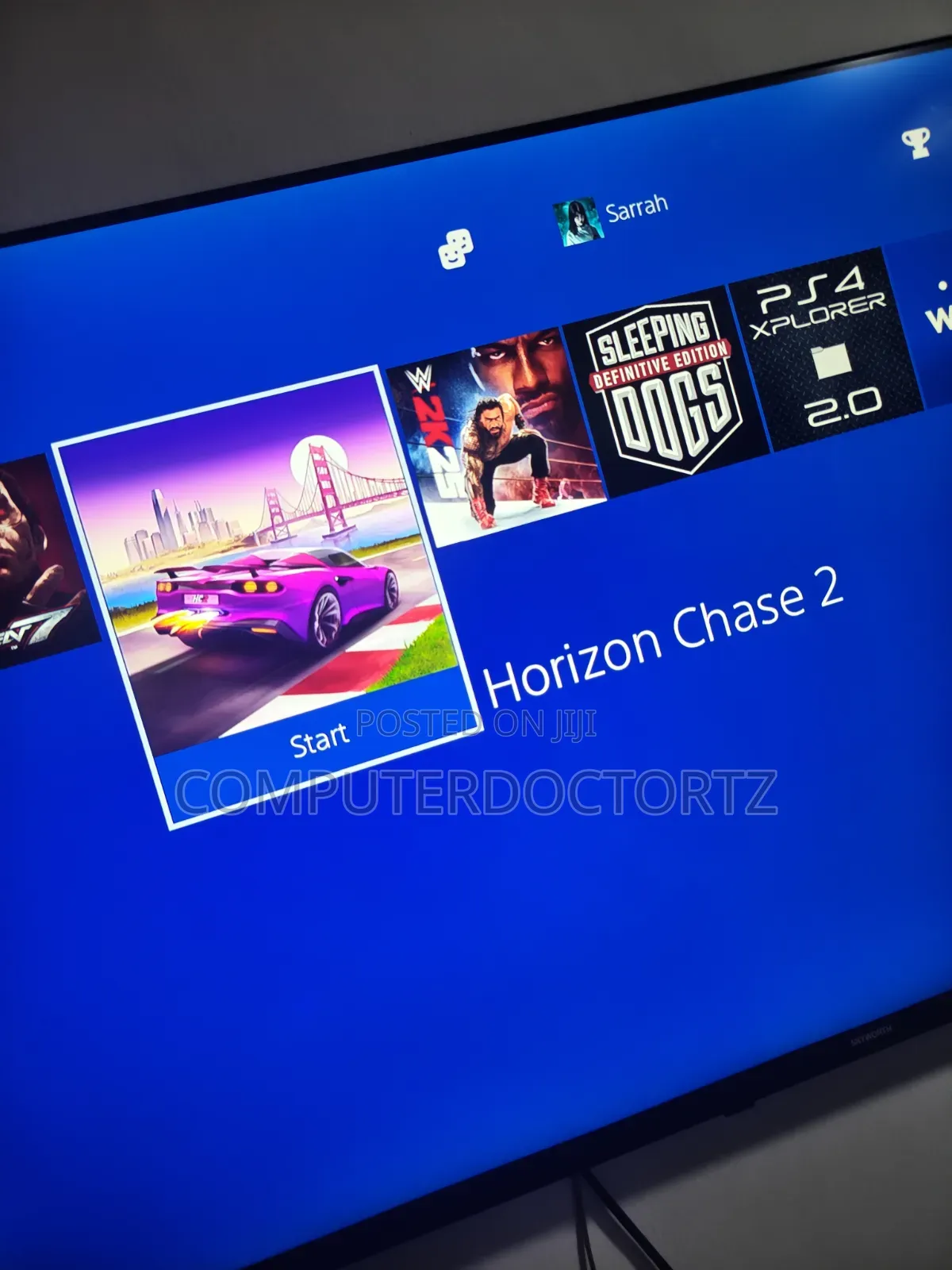 PS4 Slim - Chipped
861GB Storage
Ina Games 9 Ndani