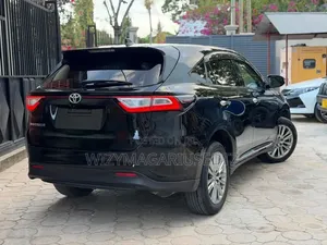 Toyota Harrier 2.0 2017 Teal
