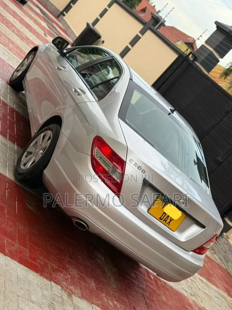 Mercedes-Benz C200 2007 Silver