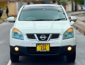 Nissan Dualis 2011 White
