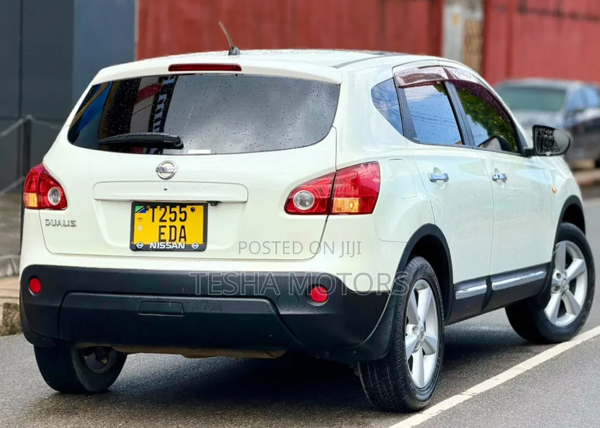 Nissan Dualis 2011 White