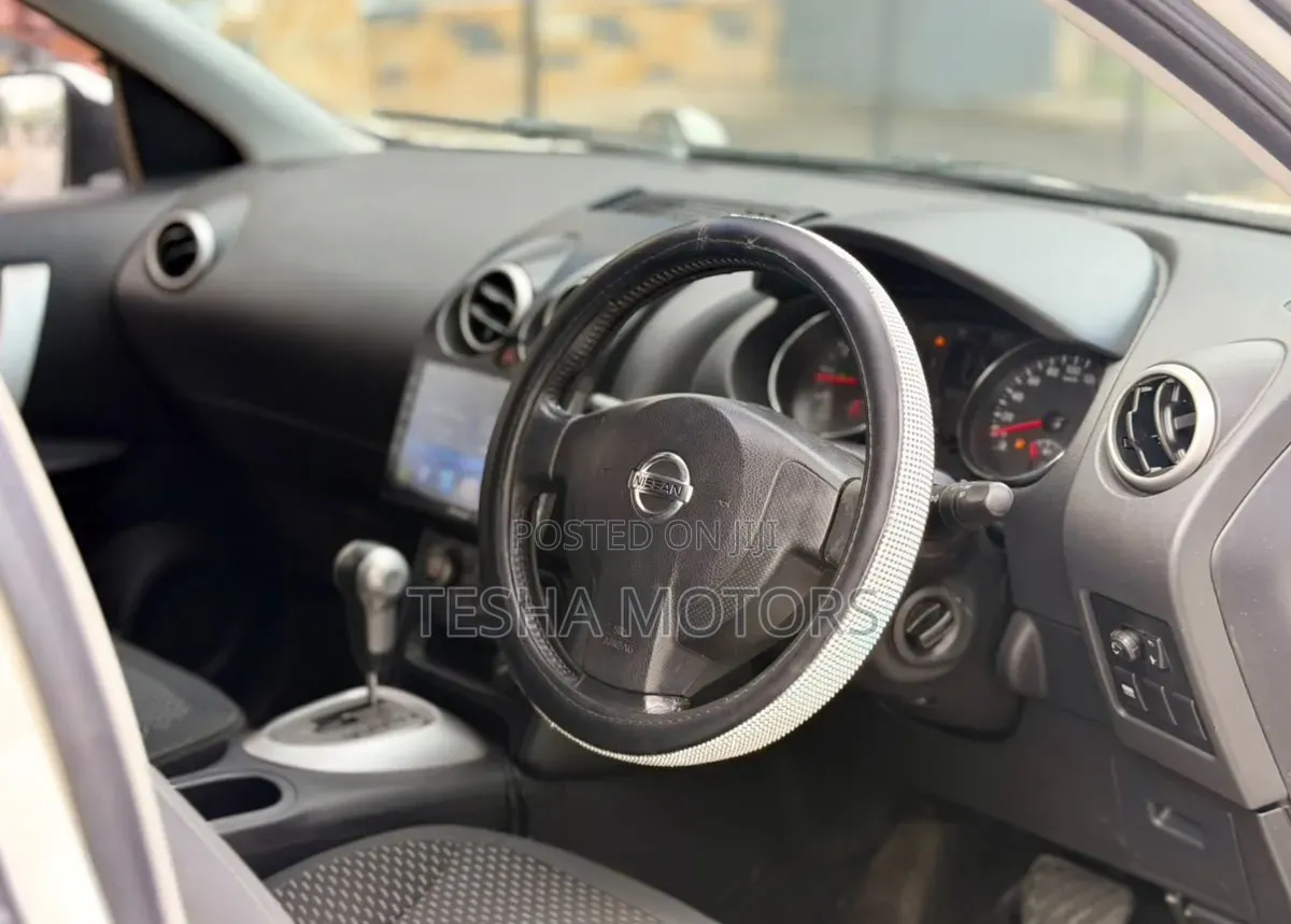 Nissan Dualis 2011 White
