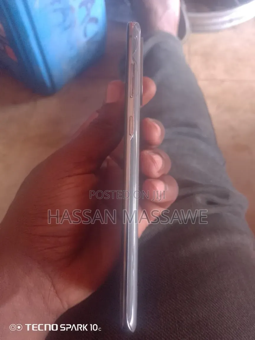 New Samsung Galaxy S20+ 5G 128 GB Gray