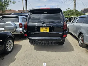 Toyota Hilux Surf 2006 Black