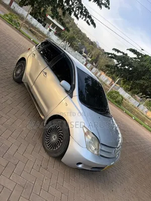 Toyota IST 2003 Silver