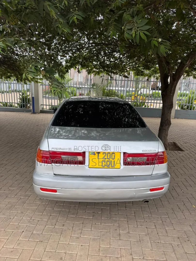 Toyota Corona Premio 2001 Silver