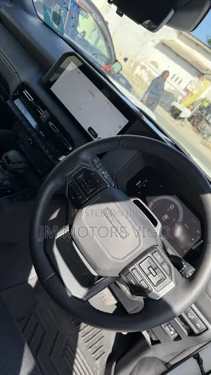 Toyota Land Cruiser Prado 2025 Pearl