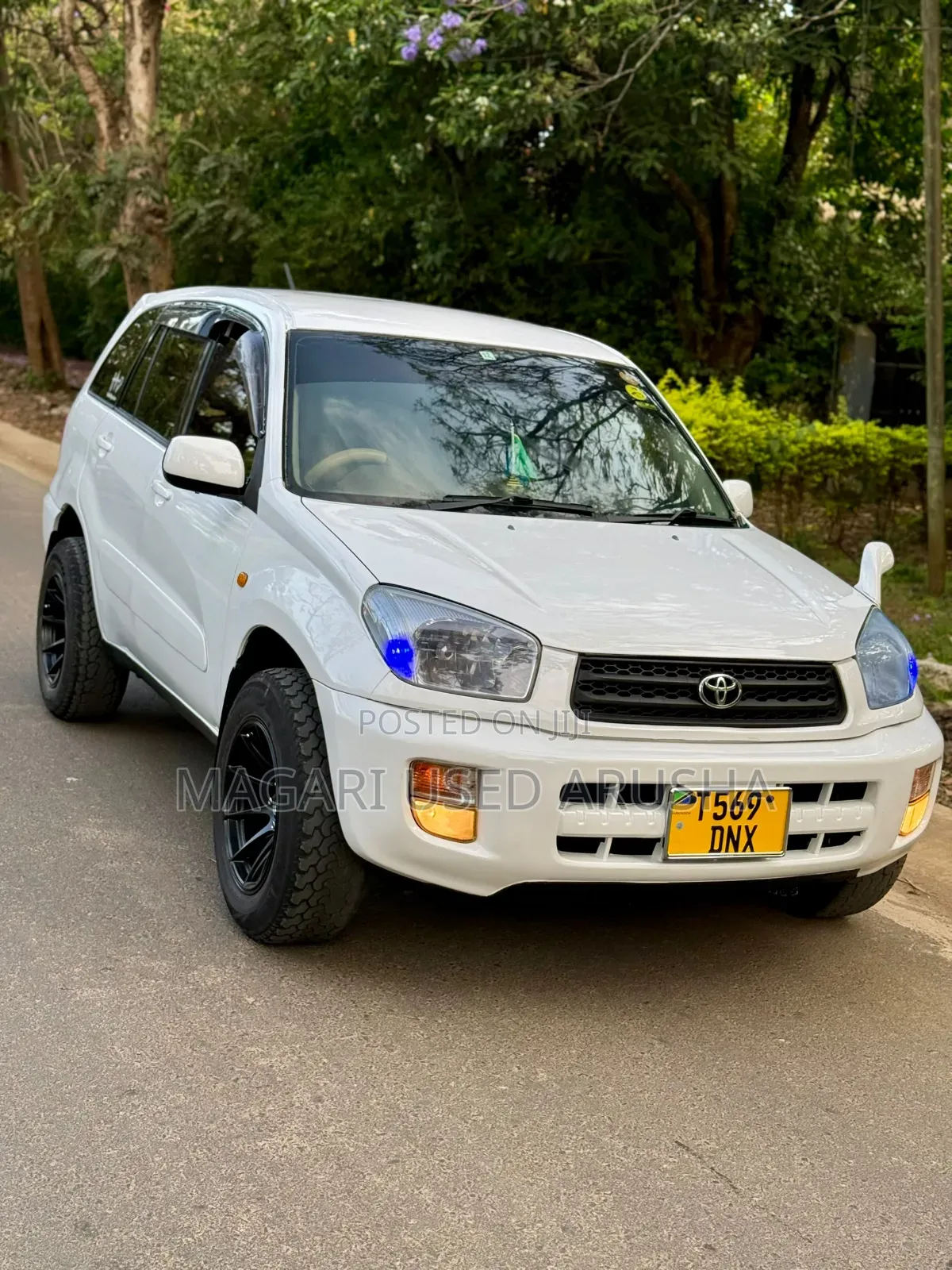 Toyota RAV4 2004 White