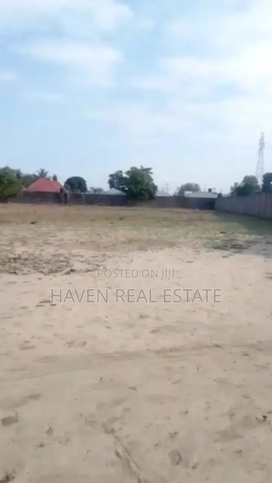 Yard Inauzwa Kigamboni Vijibweni
