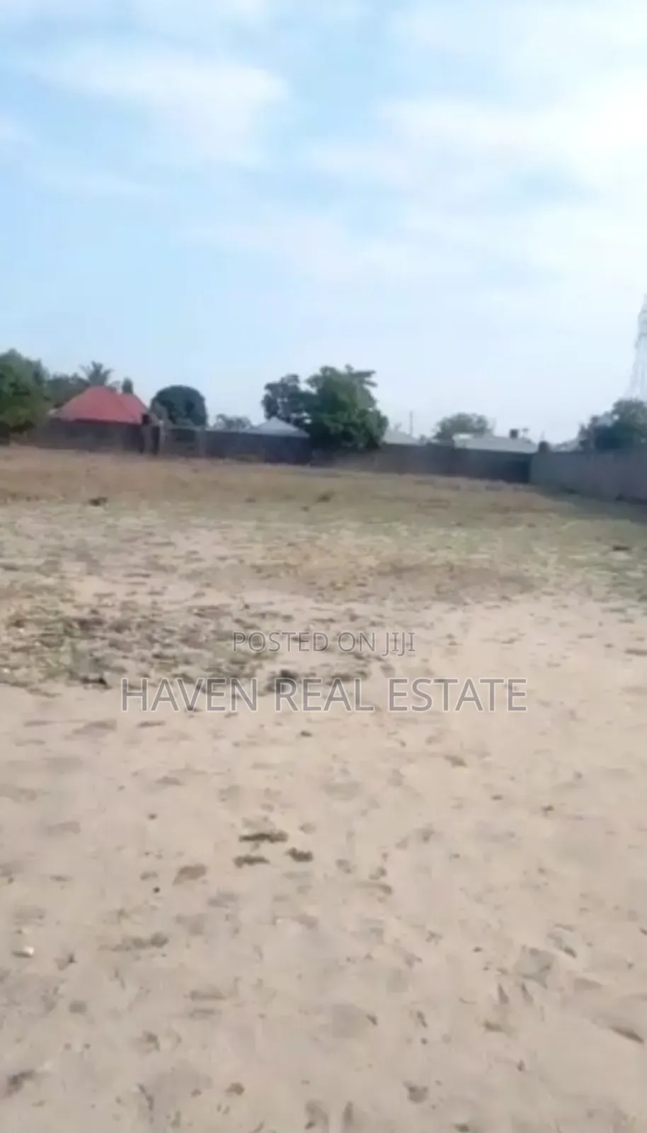Yard Inauzwa Kigamboni Vijibweni