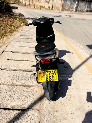 Honda CG110 2020 Yellow