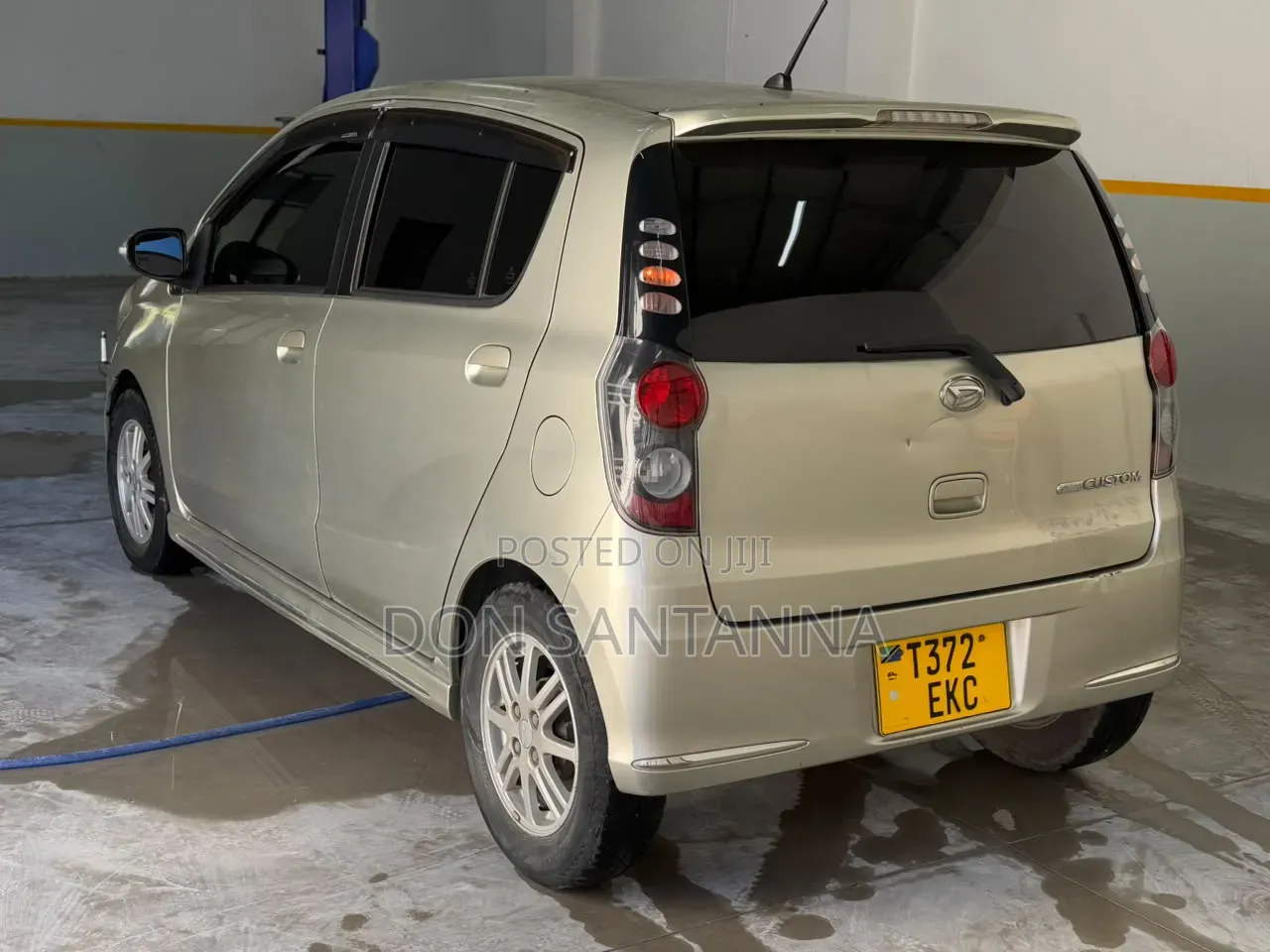 Daihatsu Mira 2012 Silver