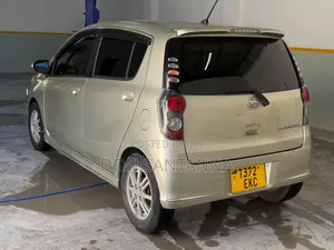 Daihatsu Mira 2012 Silver