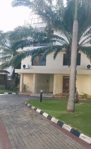 5bdrm Villa in Masaki for rent