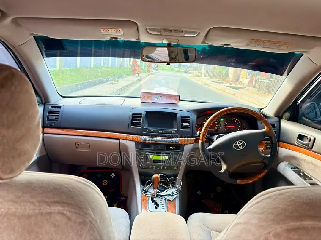Toyota Mark II 2003 Silver