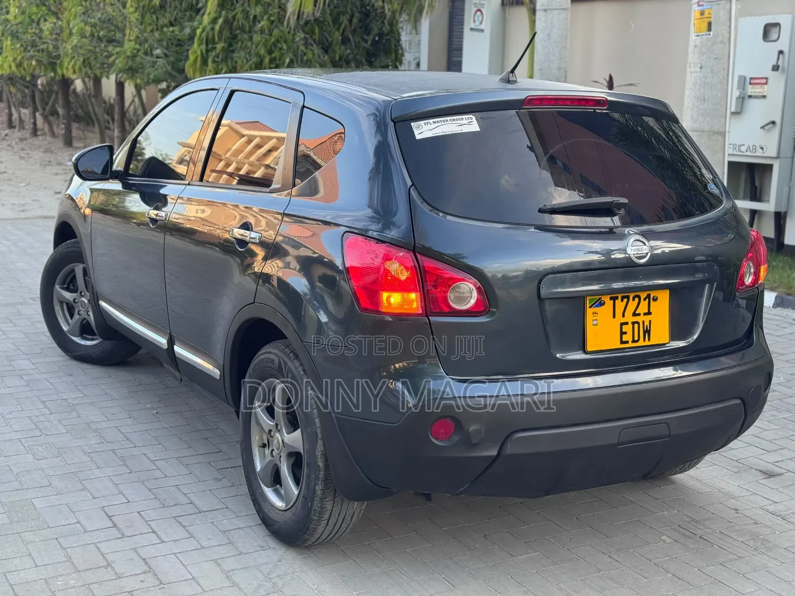 Nissan Dualis 2010 Gray