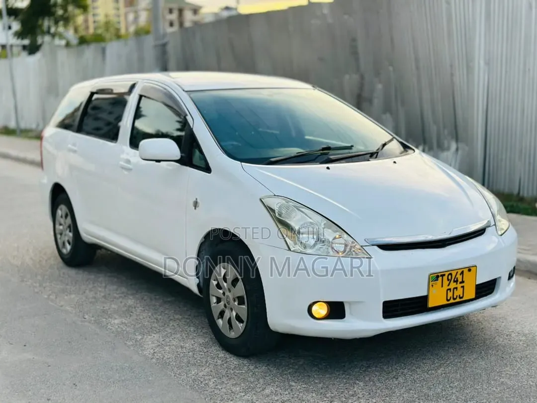 Toyota Wish 2005 White