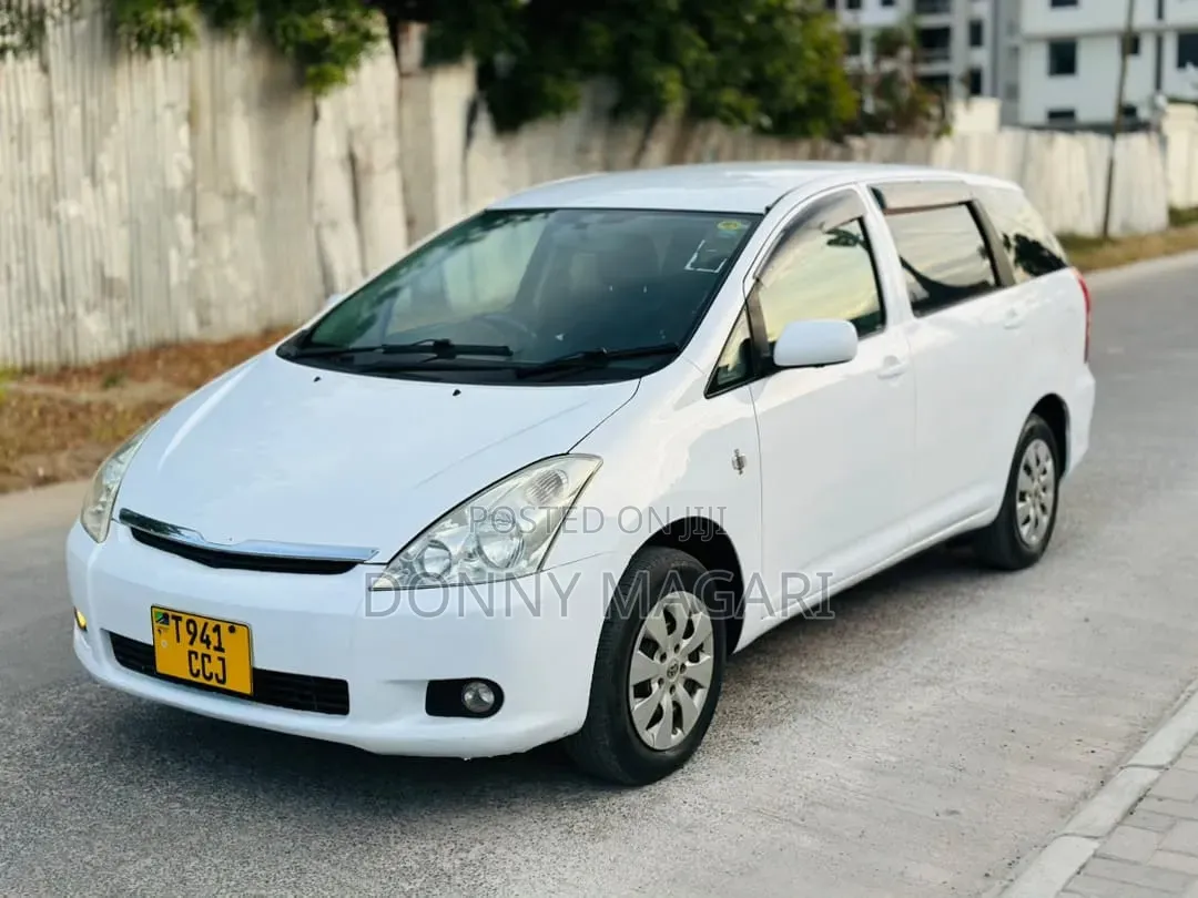 Toyota Wish 2005 White