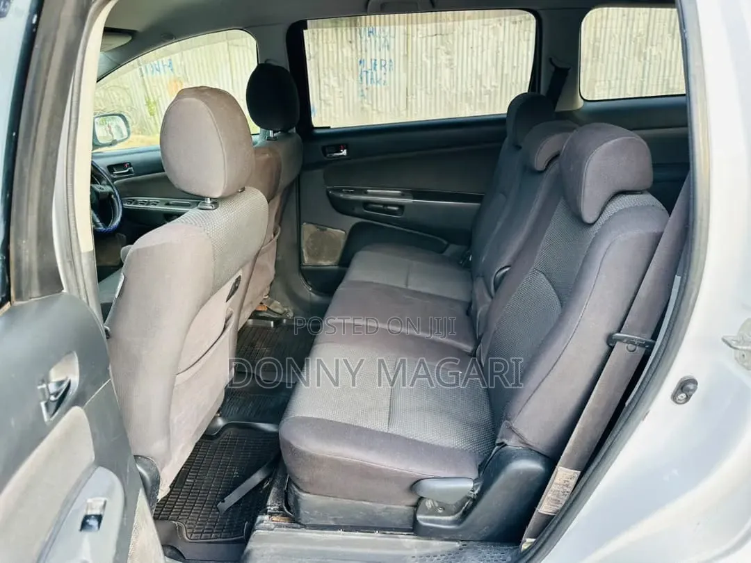 Toyota Wish 2005 White