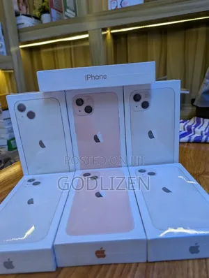 New Apple iPhone 13 128 GB Pink