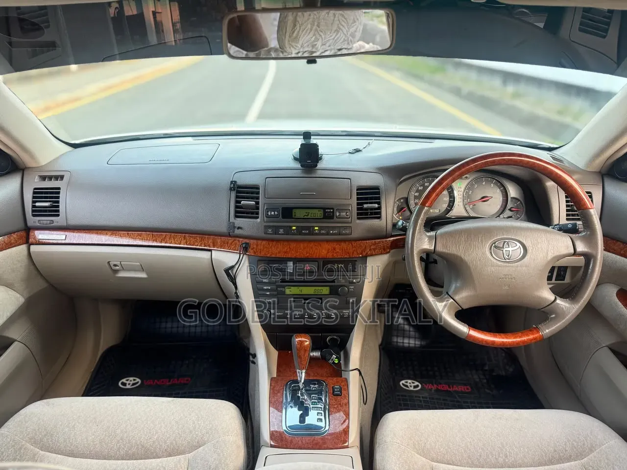 Toyota Mark II 2.0 RWD 2004 White