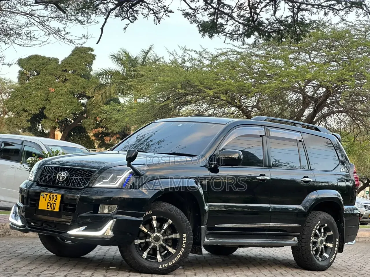 Toyota Land Cruiser Prado 2007 Black