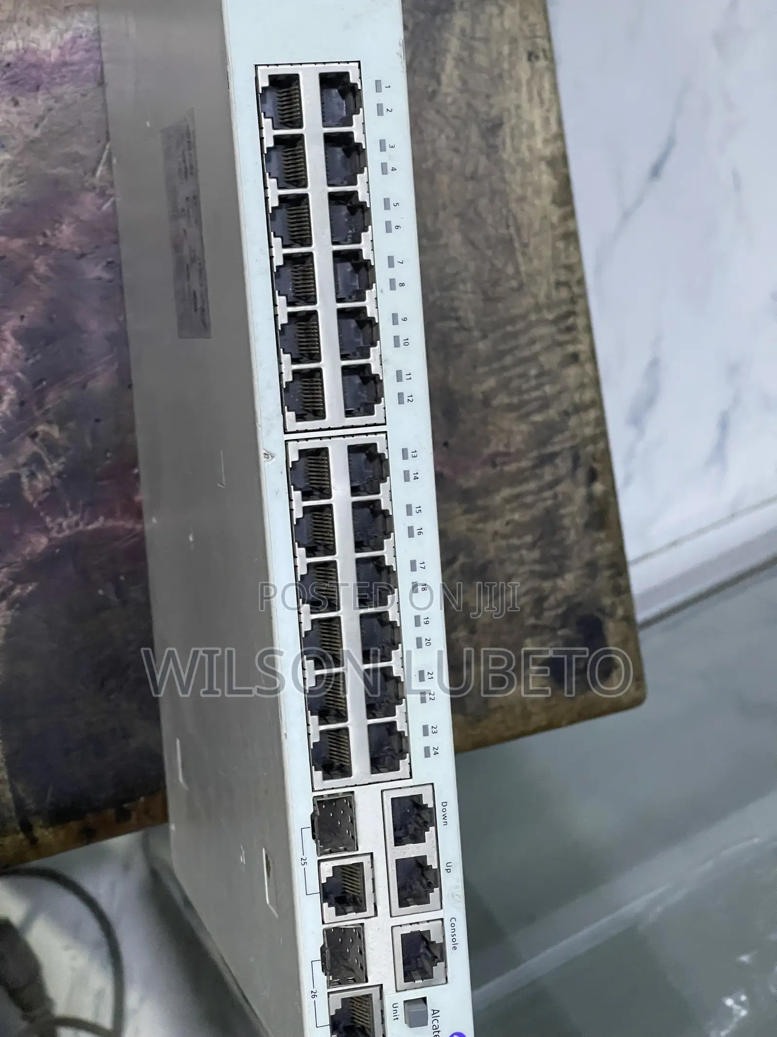 Alcatel OmniStack LS 6224 Switch