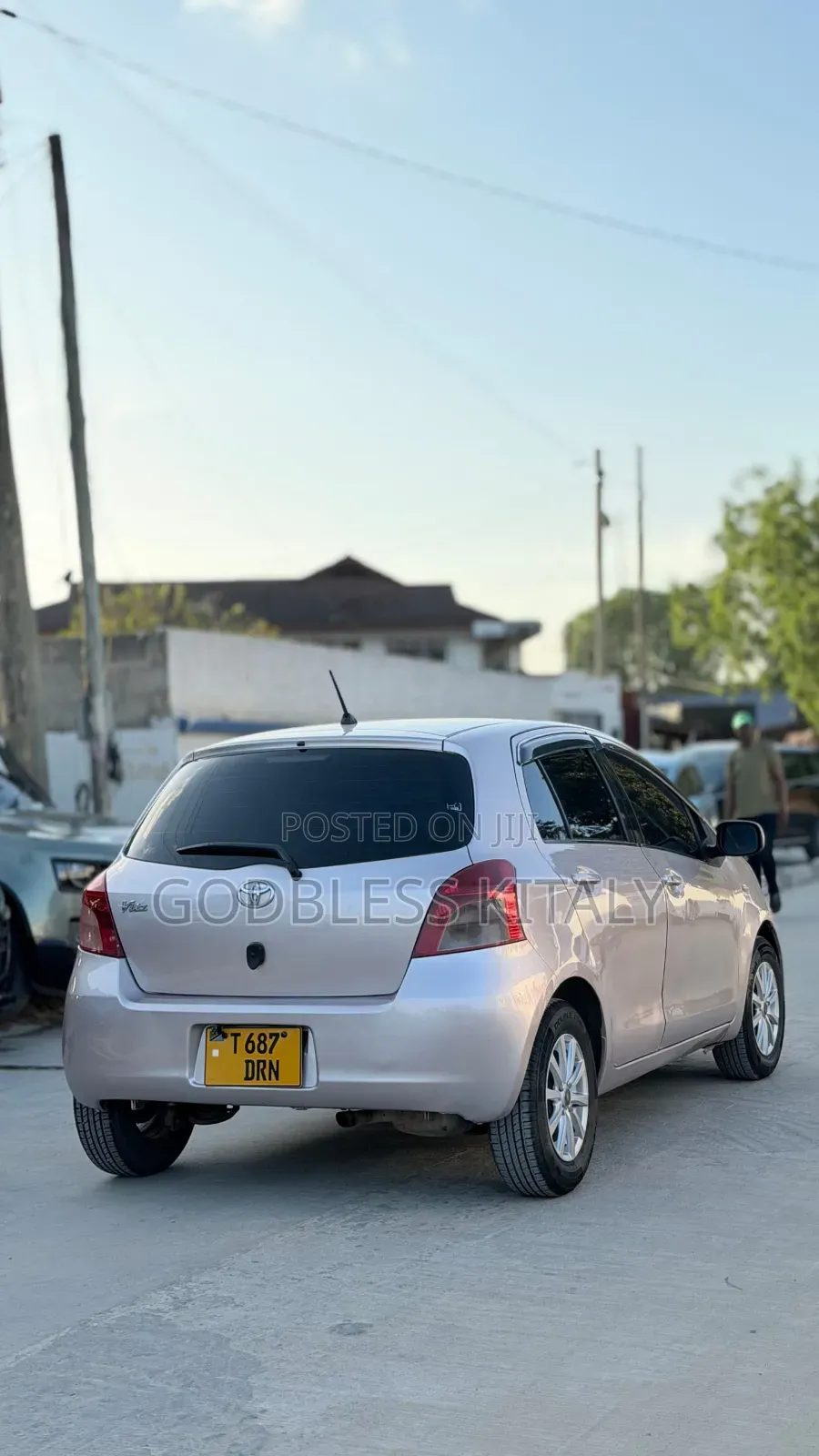 Toyota Vitz 1.5 FWD 3dr 2005 Pink