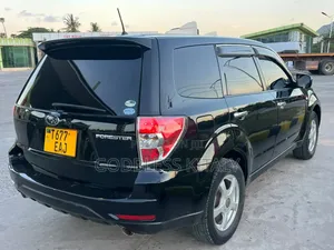 Subaru Forester 2.5X 2010 Black