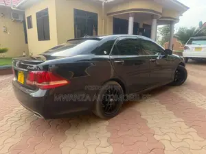 Toyota Crown 2009 Black