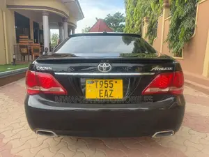 Toyota Crown 2009 Black