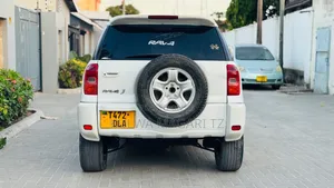 Toyota RAV4 Prime 2023 White