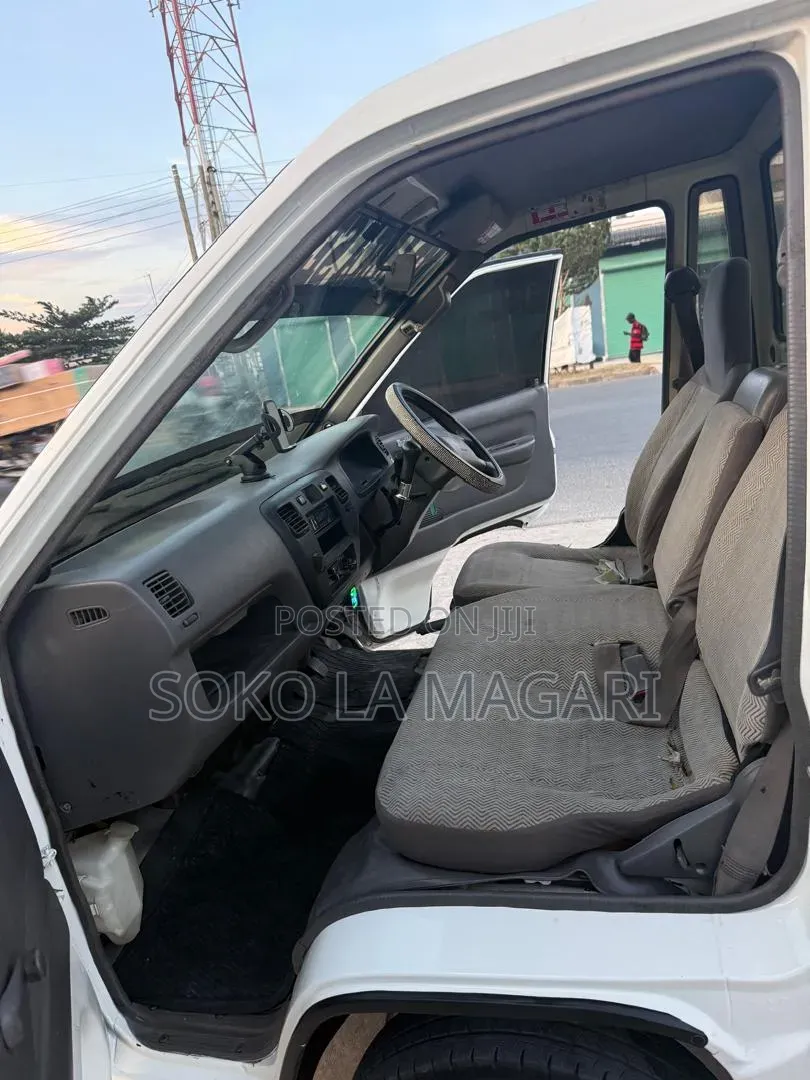 Toyota TownAce 2005 White