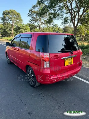 Toyota Raum 1.5 FWD 2005 Red