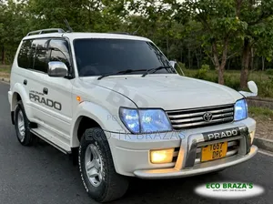 Toyota Land Cruiser Prado 3.4 5dr 2005 White