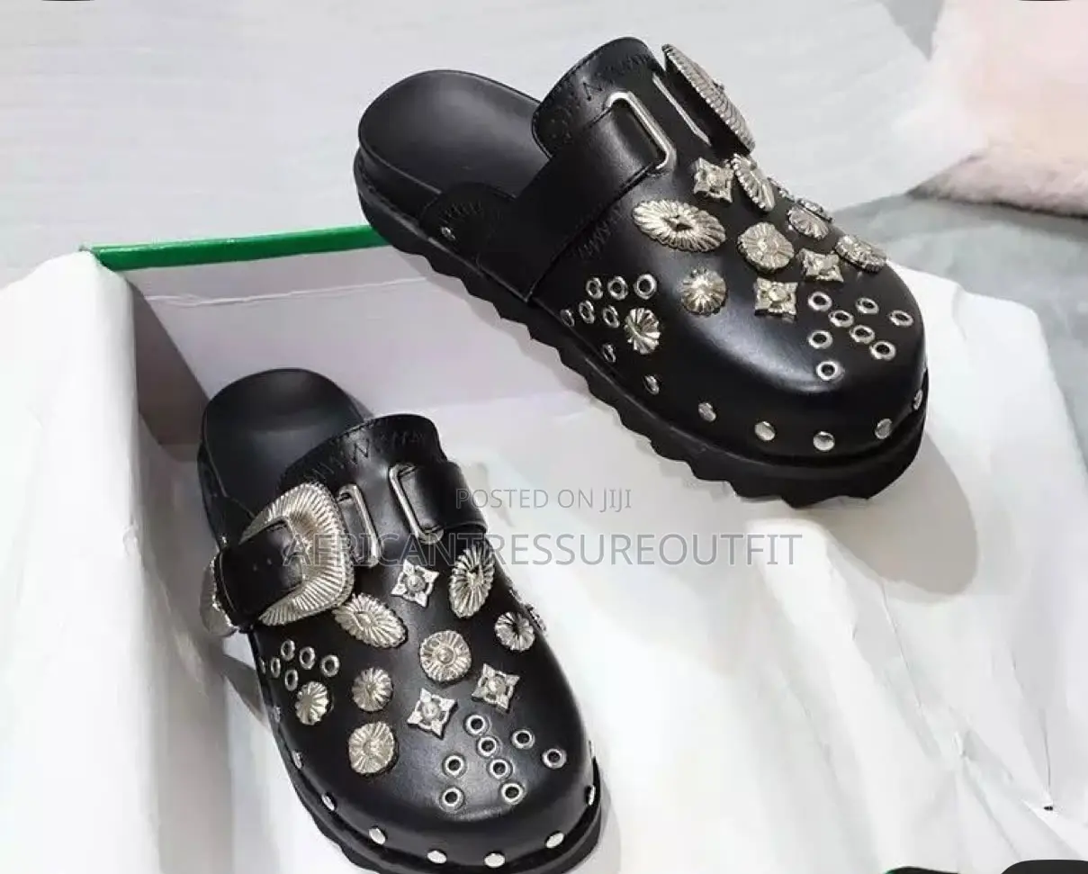 Octavious Marks Beaux Os Enflammès V3 Black Clog Available | Buy Now