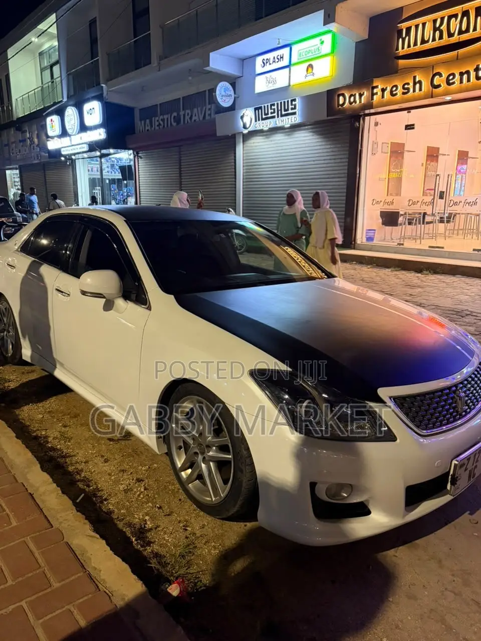 Toyota Crown 2009 White