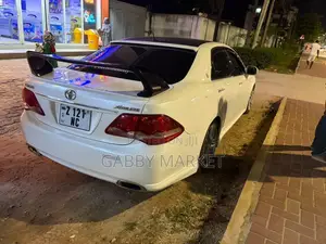 Toyota Crown 2009 White