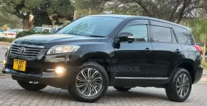 Toyota Vanguard 2011 Black