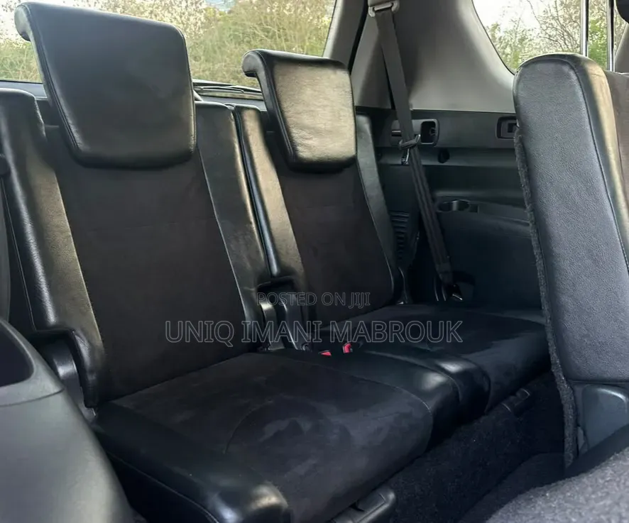Toyota Vanguard 2011 Black