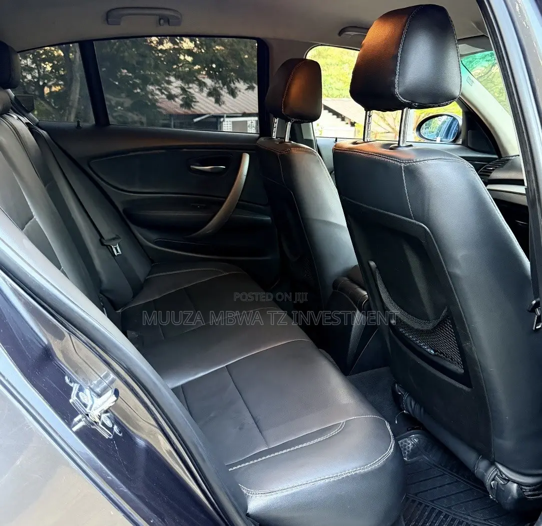 BMW 1 Series 2010 Gray