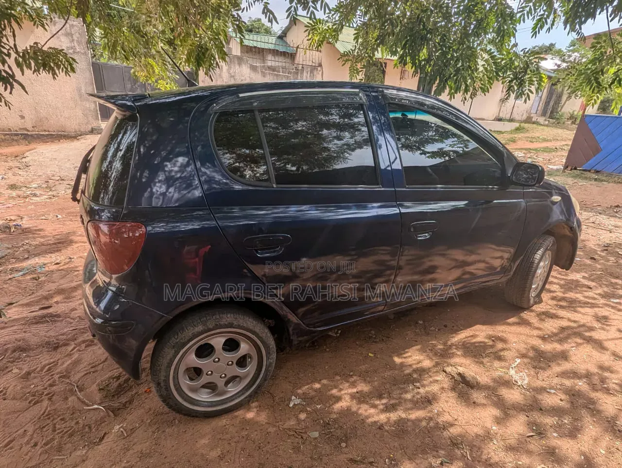 Toyota Vitz 1.0 FWD 5dr 2004 Blue