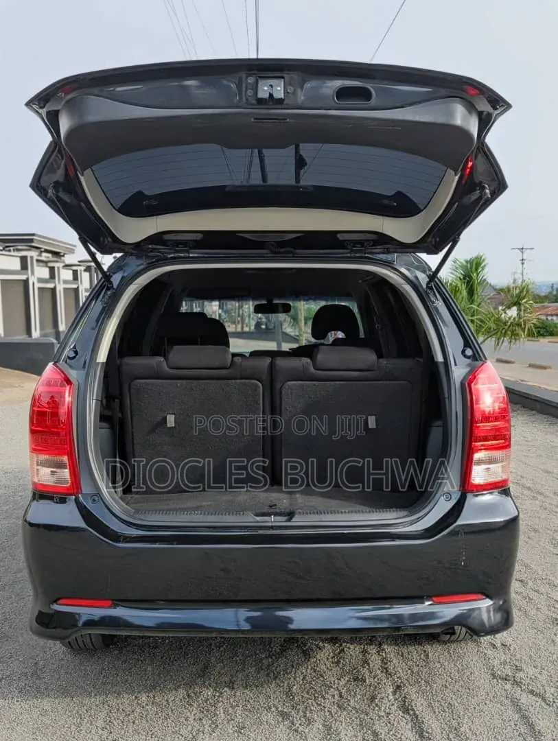 Toyota Wish 2006 Black