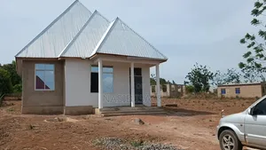 Furnished 4bdrm House in Kishiri for sale