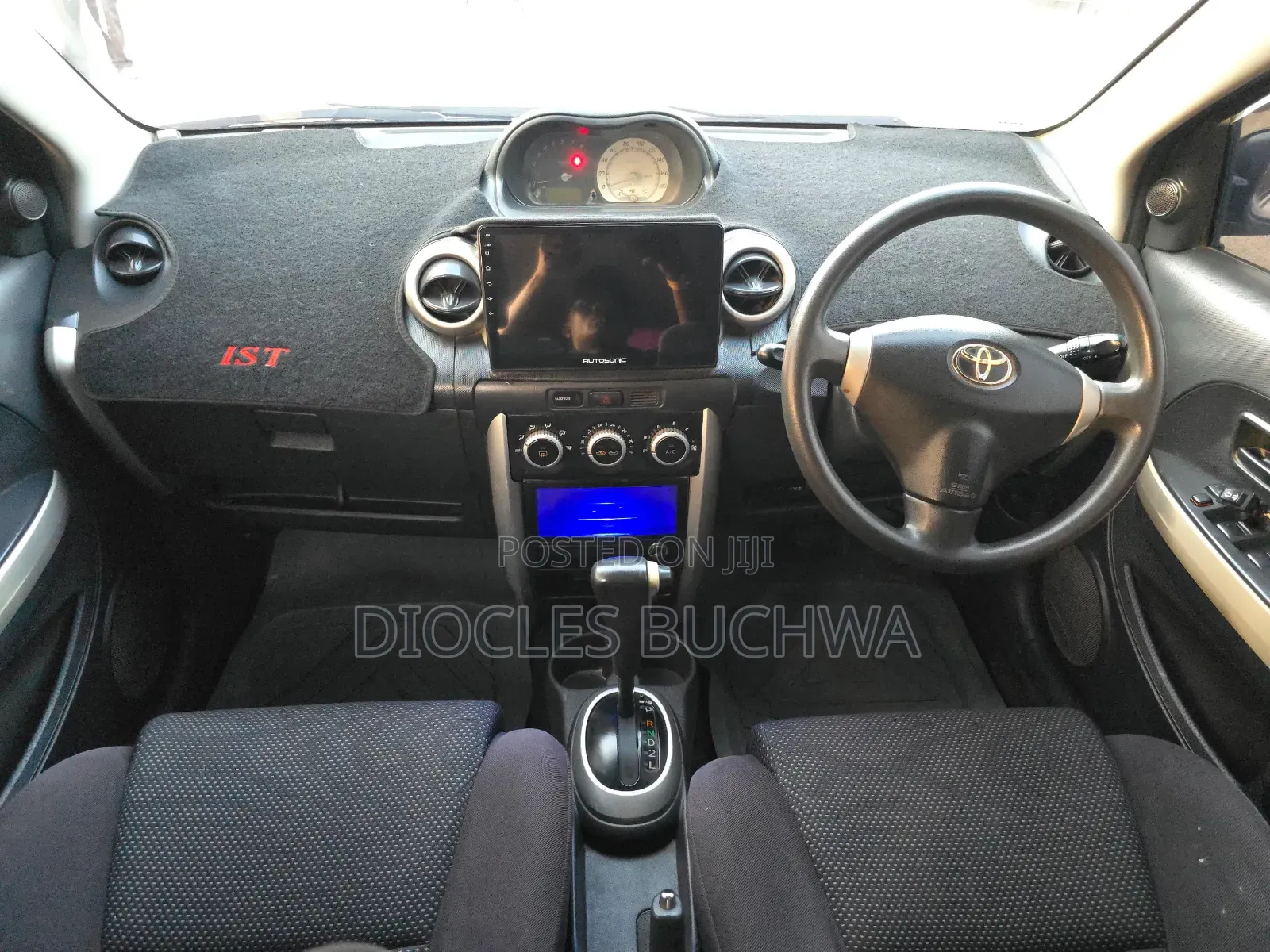 Toyota IST 2004 Blue